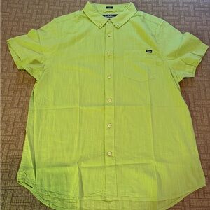 Chubbies Men's Green Short Sleeve Button Down Shirt